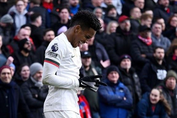 开云官网-埃斯特旺：我一直在努力提高速度；进步最大的地方是比赛理解